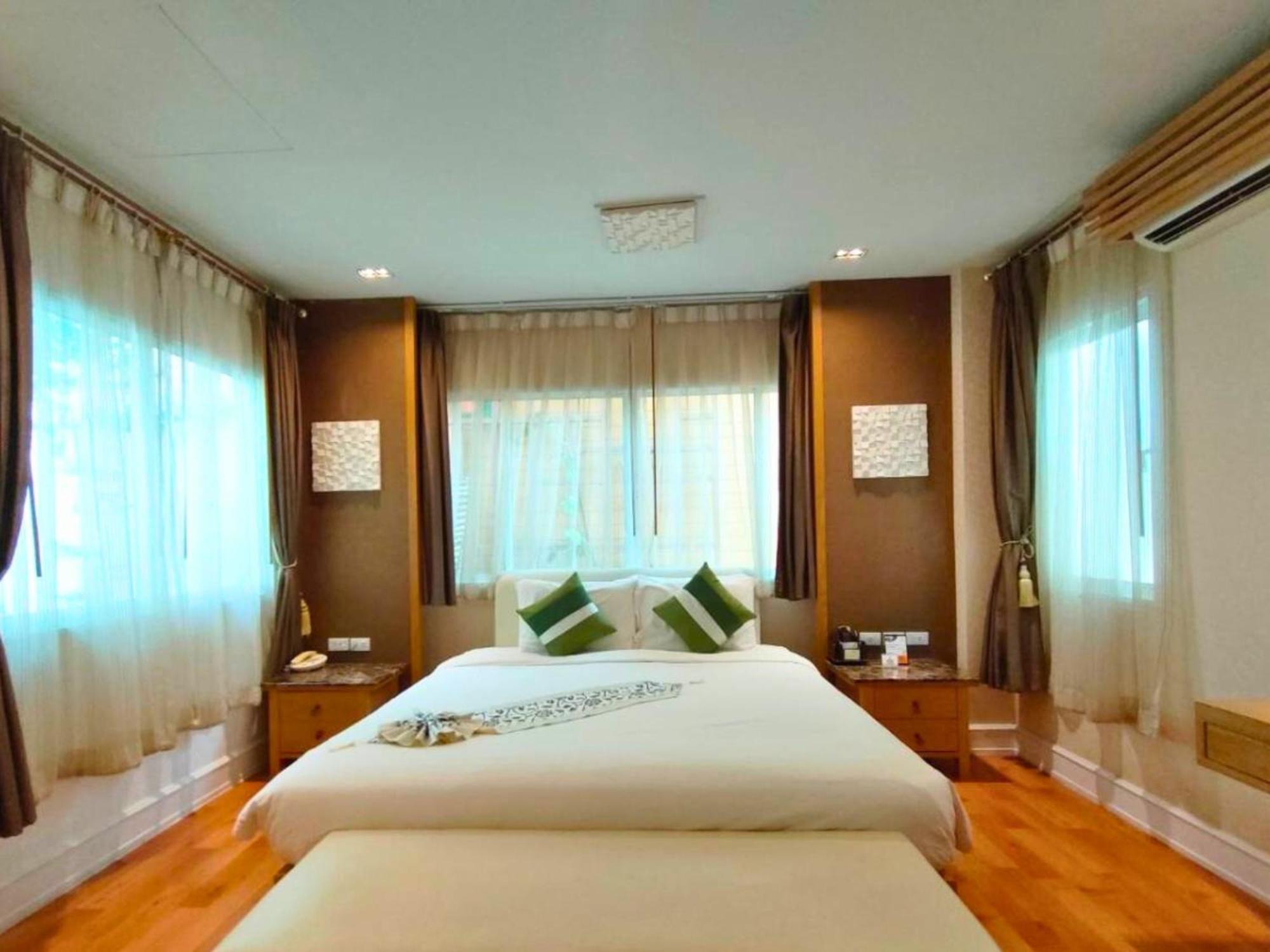 Vartika Resovilla Kuiburi Beach Resort And Villas Куйбурі Екстер'єр фото